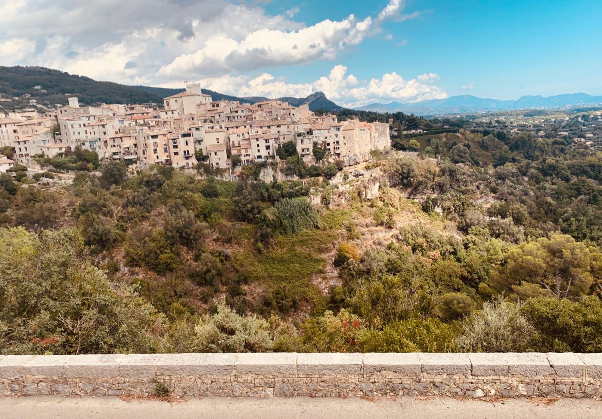 Les 4 Elements Bed & Breakfast Tourrettes-sur-Loup Bagian luar foto