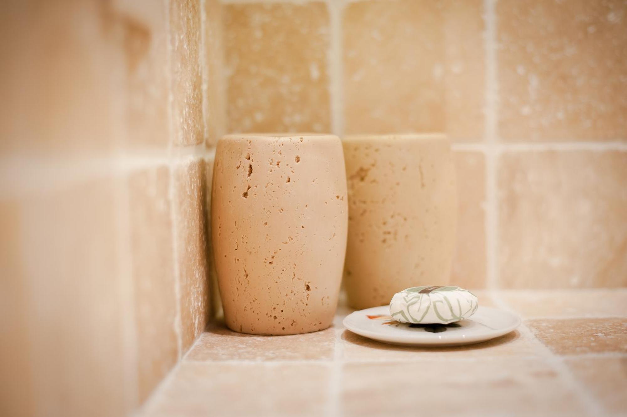 Les 4 Elements Bed & Breakfast Tourrettes-sur-Loup Ruang foto