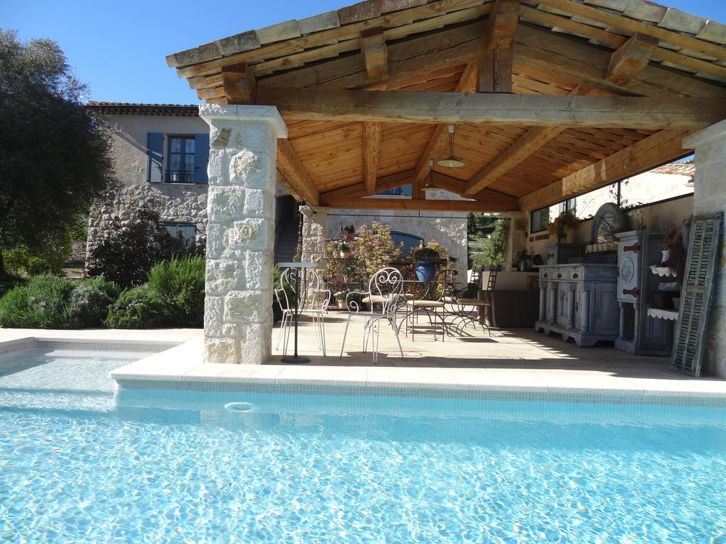 Les 4 Elements Bed & Breakfast Tourrettes-sur-Loup Bagian luar foto