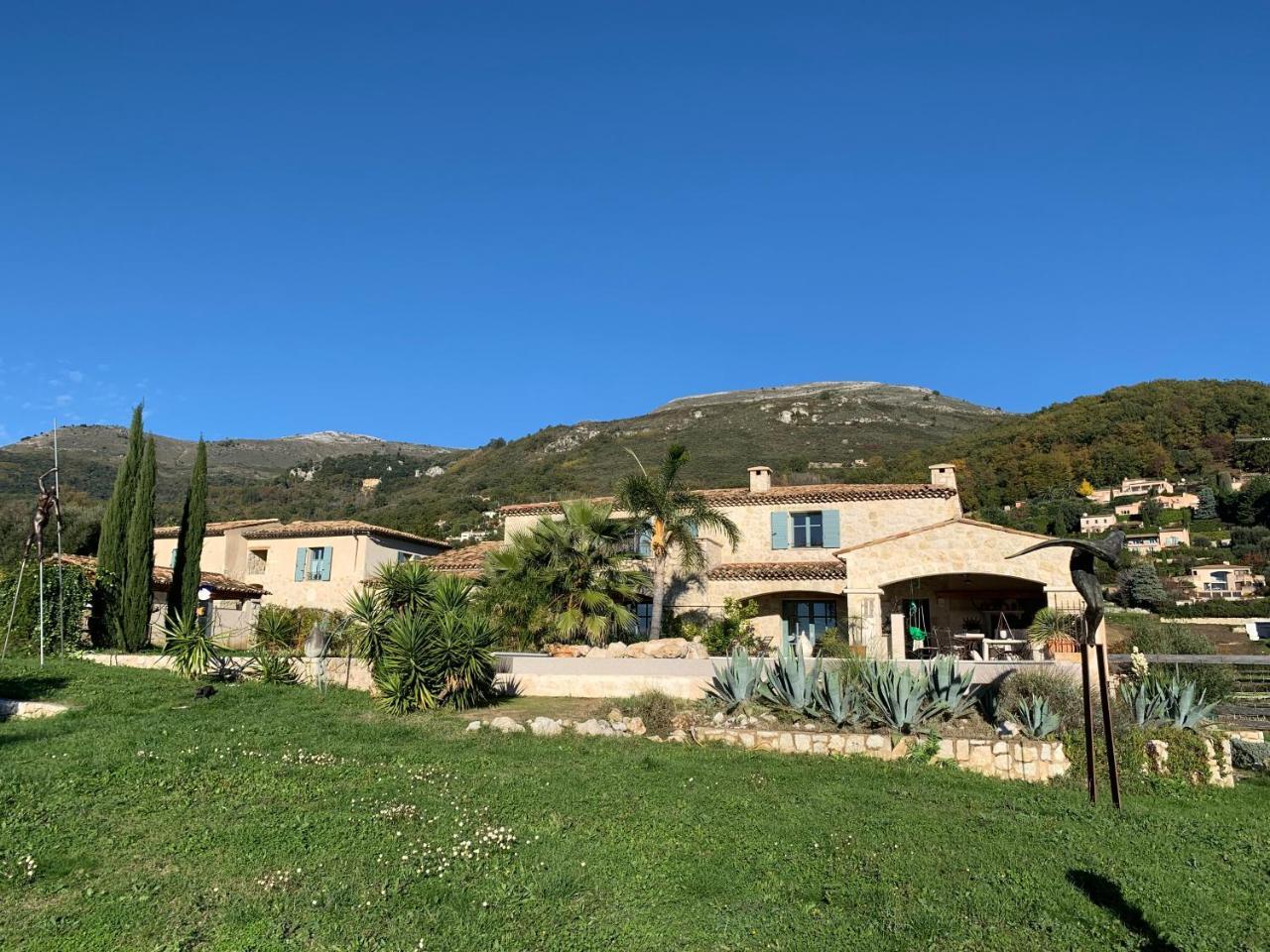 Les 4 Elements Bed & Breakfast Tourrettes-sur-Loup Bagian luar foto