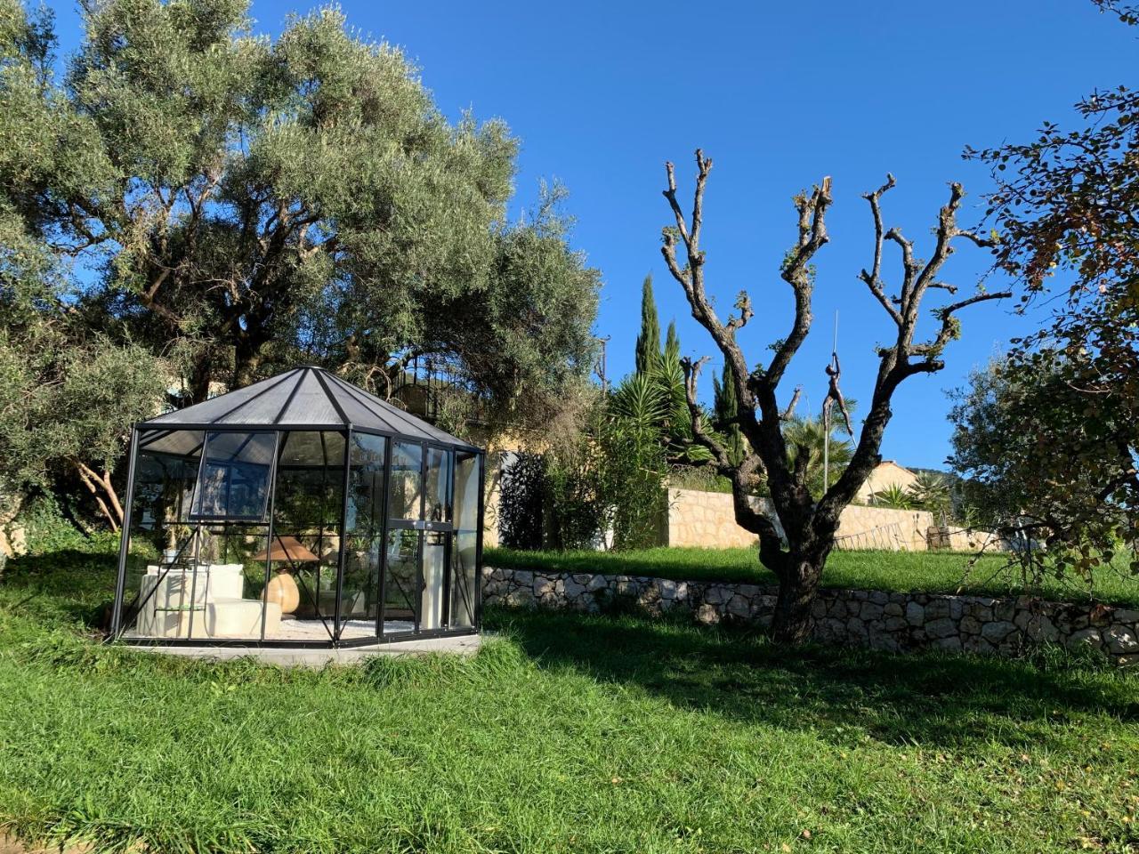 Les 4 Elements Bed & Breakfast Tourrettes-sur-Loup Bagian luar foto